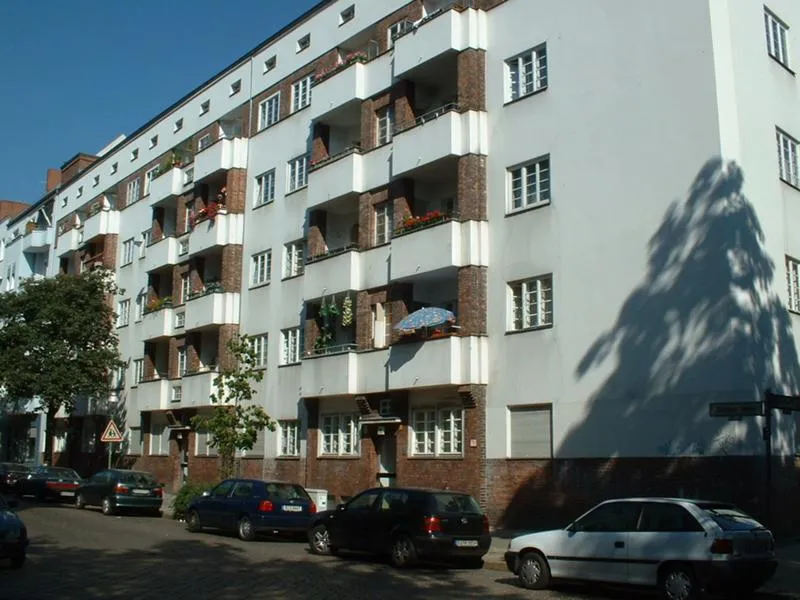 Mit WBS-berechtigtem Einkommen ins perfekte Familiennest — photo 1